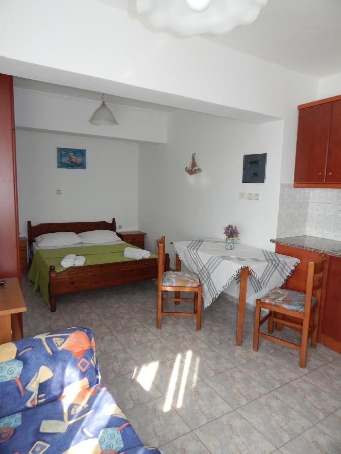 Andreas Studios Romanon Εξωτερικό φωτογραφία
